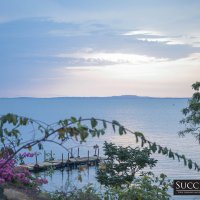 one-minute-south-scenery